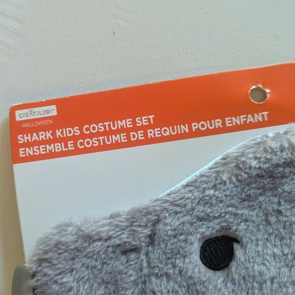 NWT Fun Grey Shark Fin Kids Halloween Costume Headband Michael's Creatology Fish - Picture 7 of 11